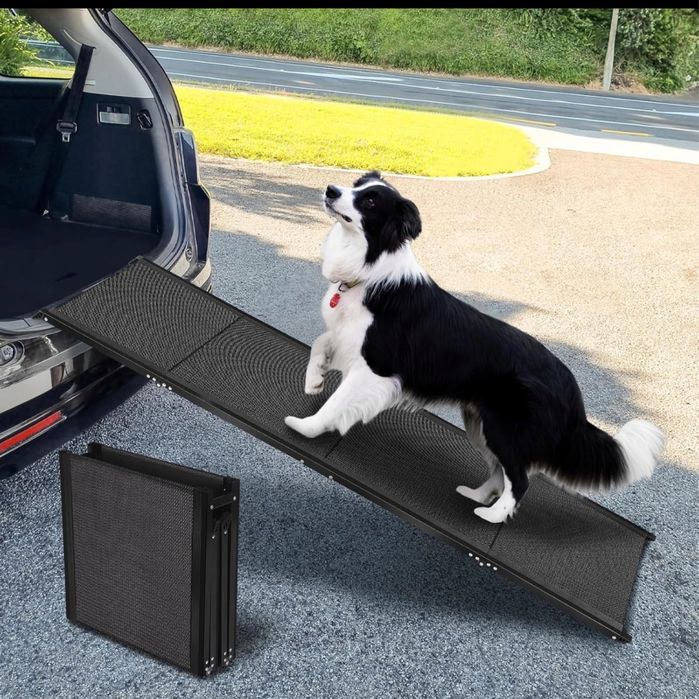 Składana rampa dla psa z dywanikiem antypoślizgowym