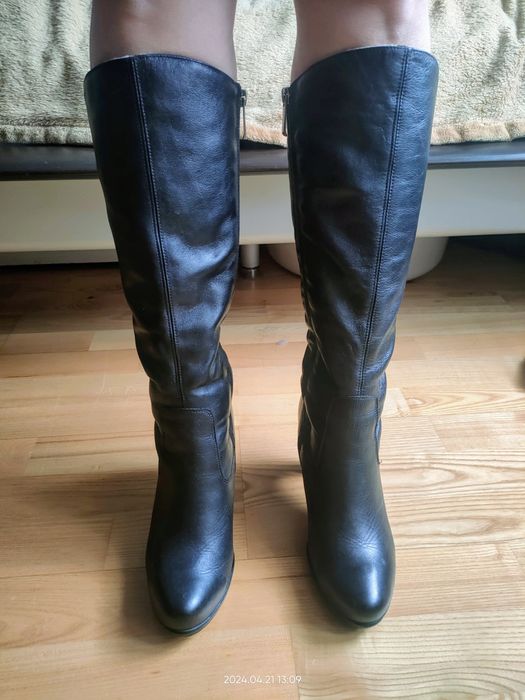 Czarne ocieplane kozaki Lasocki 38