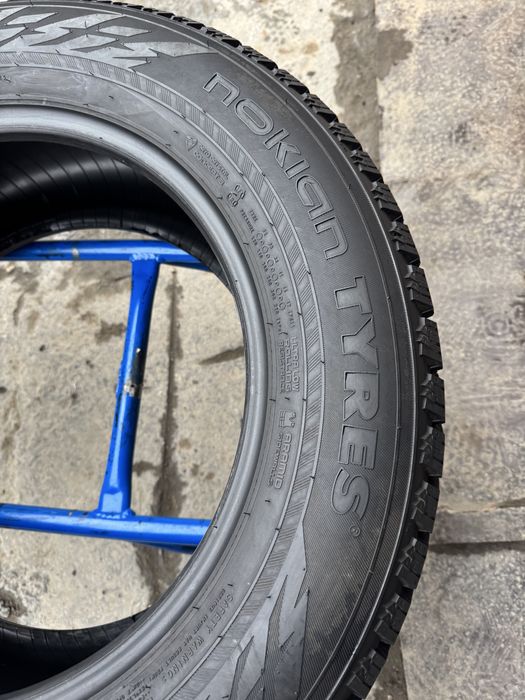 235/60R17 Nokian Hakkapeliitta R3 SUV 4шт 2022рік