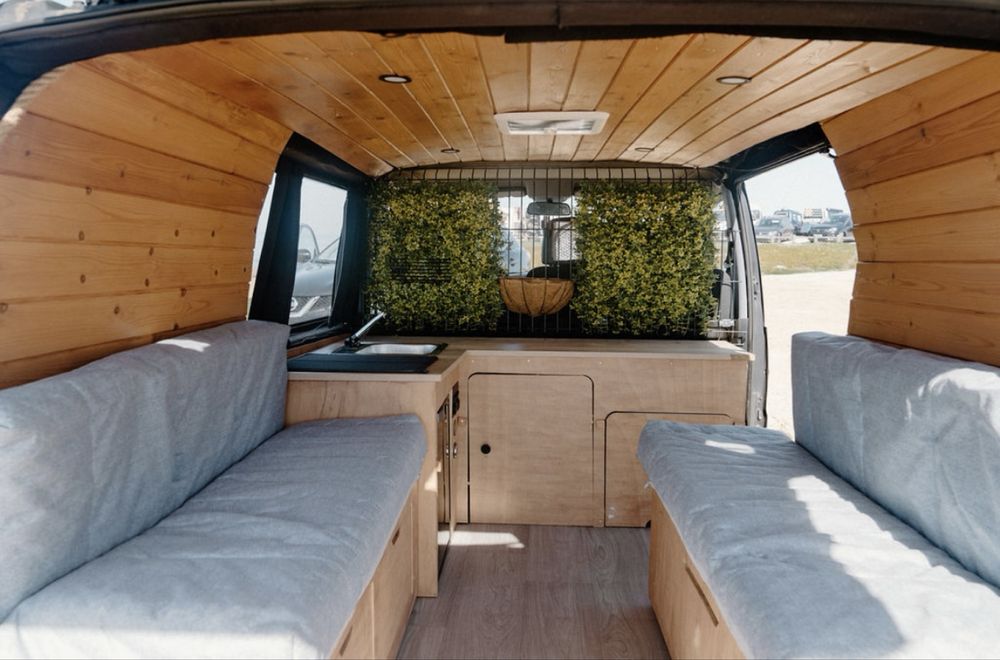 Mercedes Vito 108D - Campervan Chica