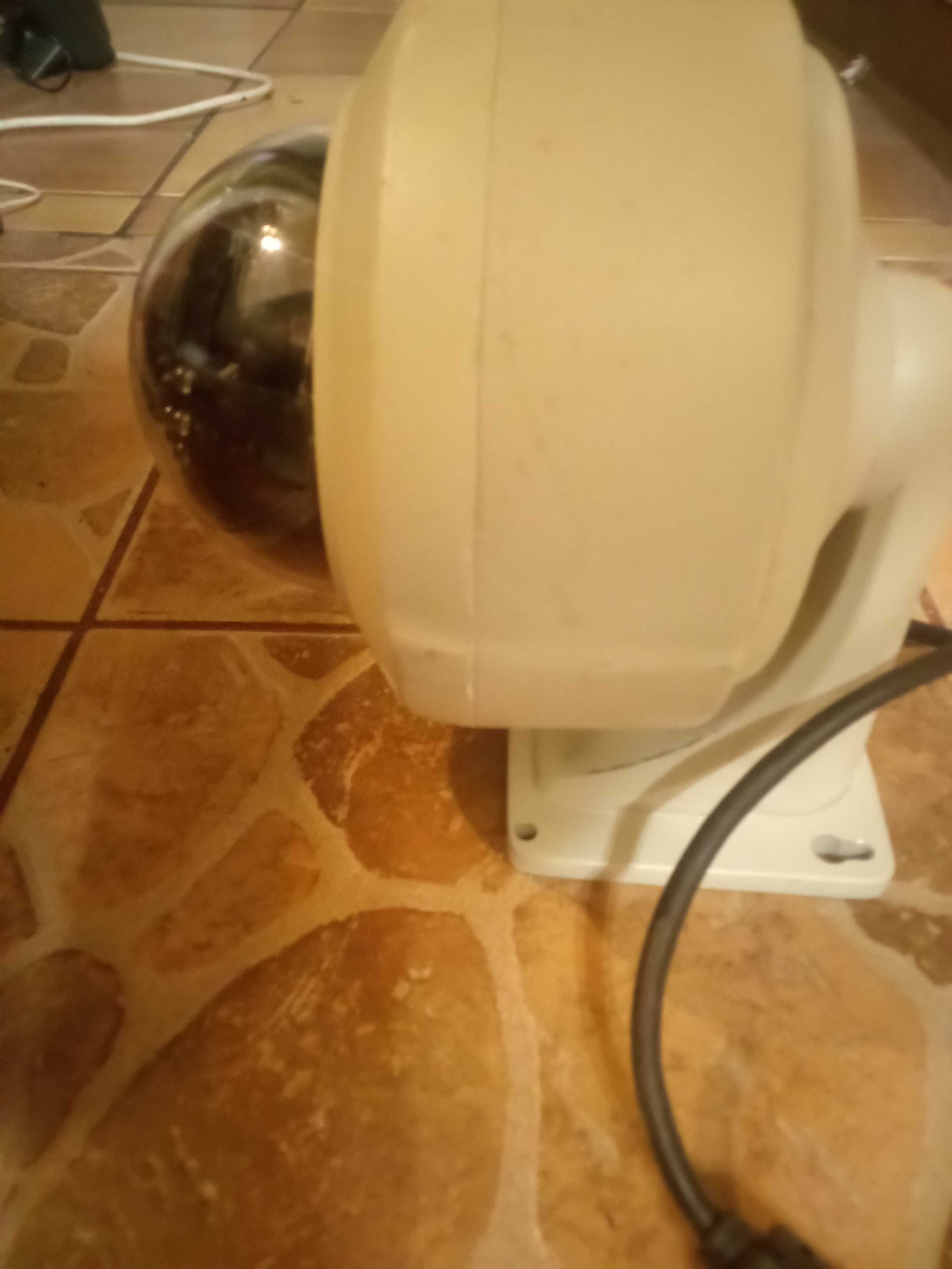 Kamera kopułowa ładny stan wizualny