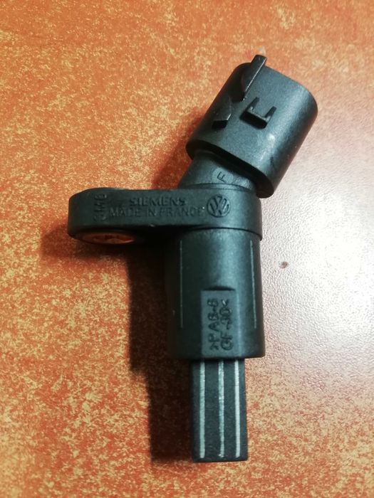 Датчик ABS оригинальный VW AUDI SKODA SEAT. Caddy 3, Golf 3,4.5 , T5