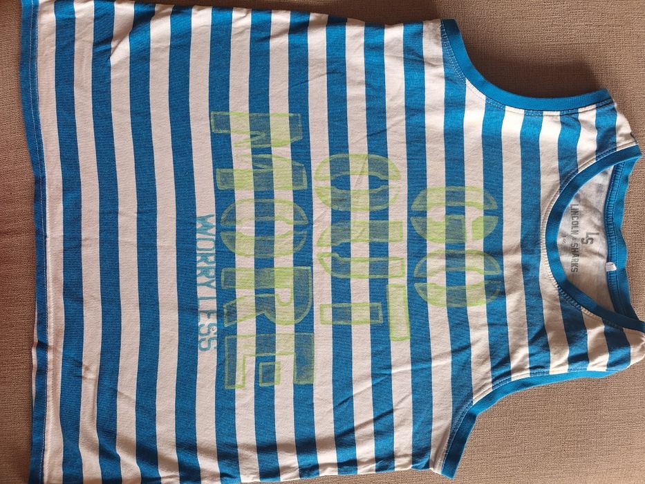 Koszulka chłopięca rozmiar 146