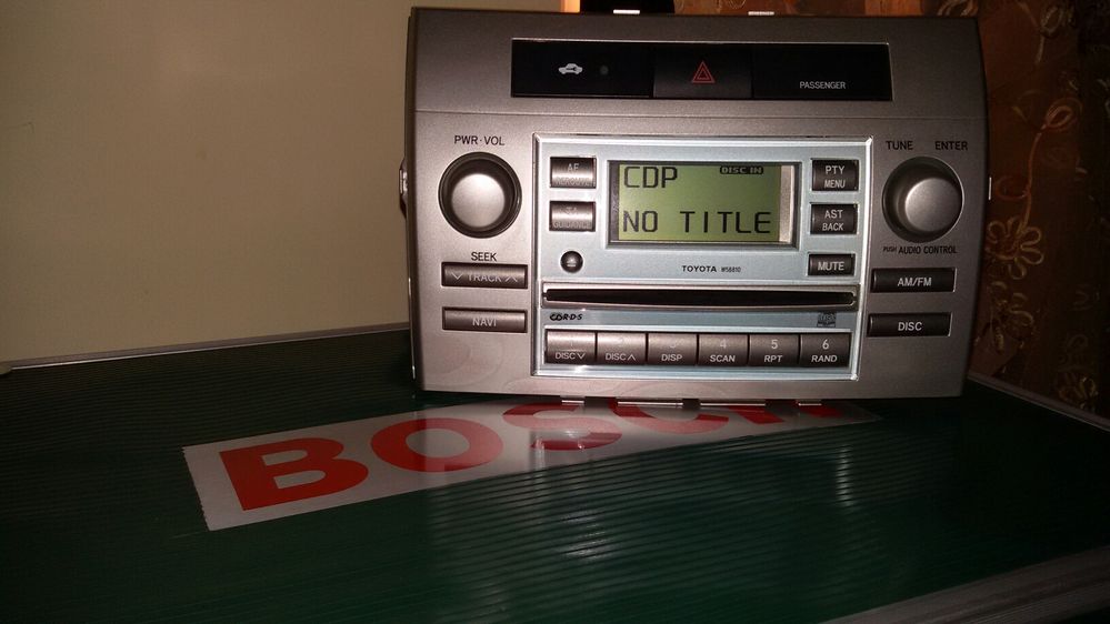 Radio Toyota Corolla verso W58810 Model