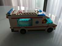 Klocki lego karetka pogotowia