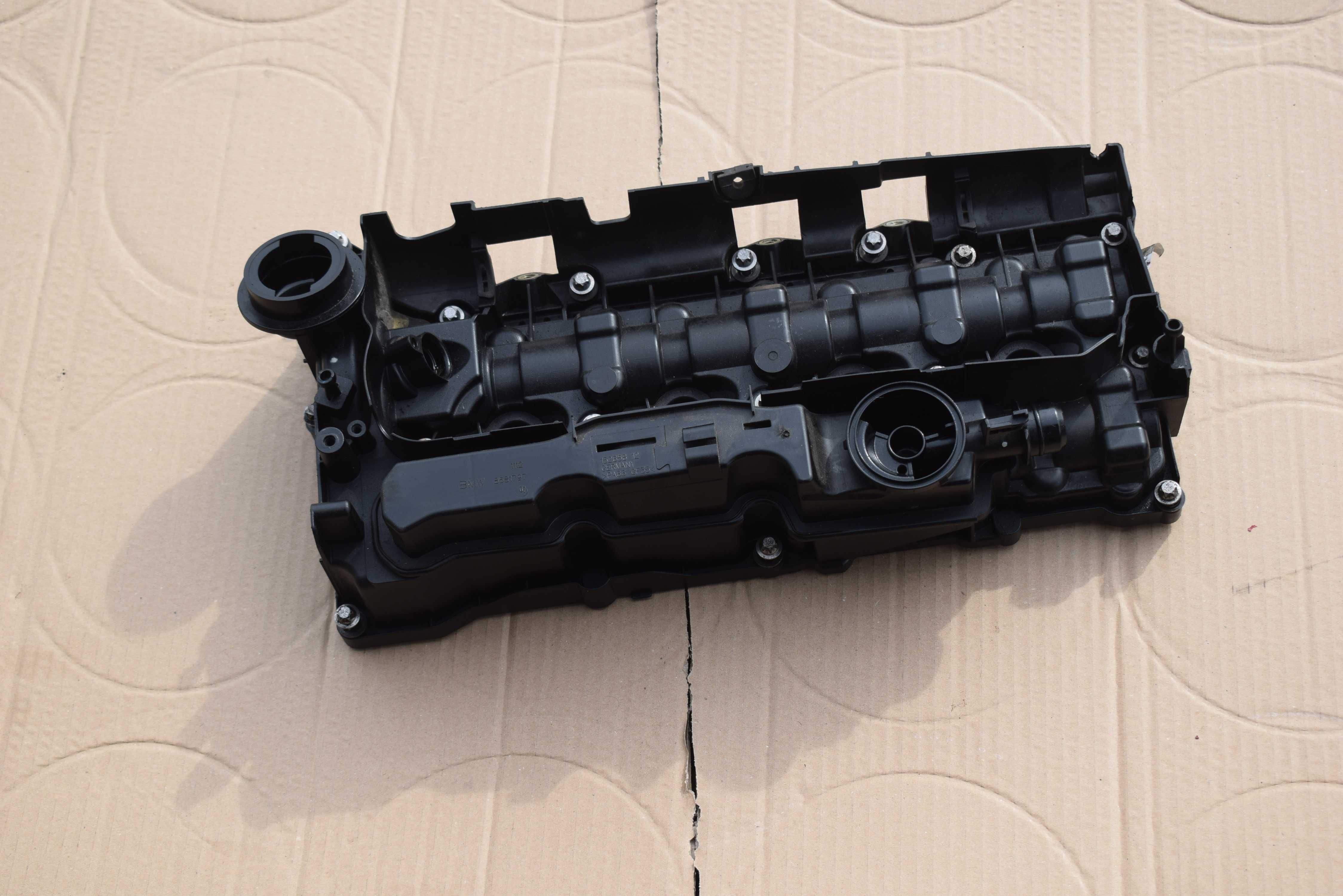 pokrywa zaworów BMW F39 F45 F46 F48 15R. B47 2.0 d. 858.1797