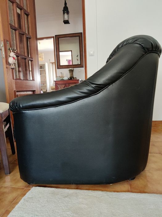 Sofá/cadeirão preto