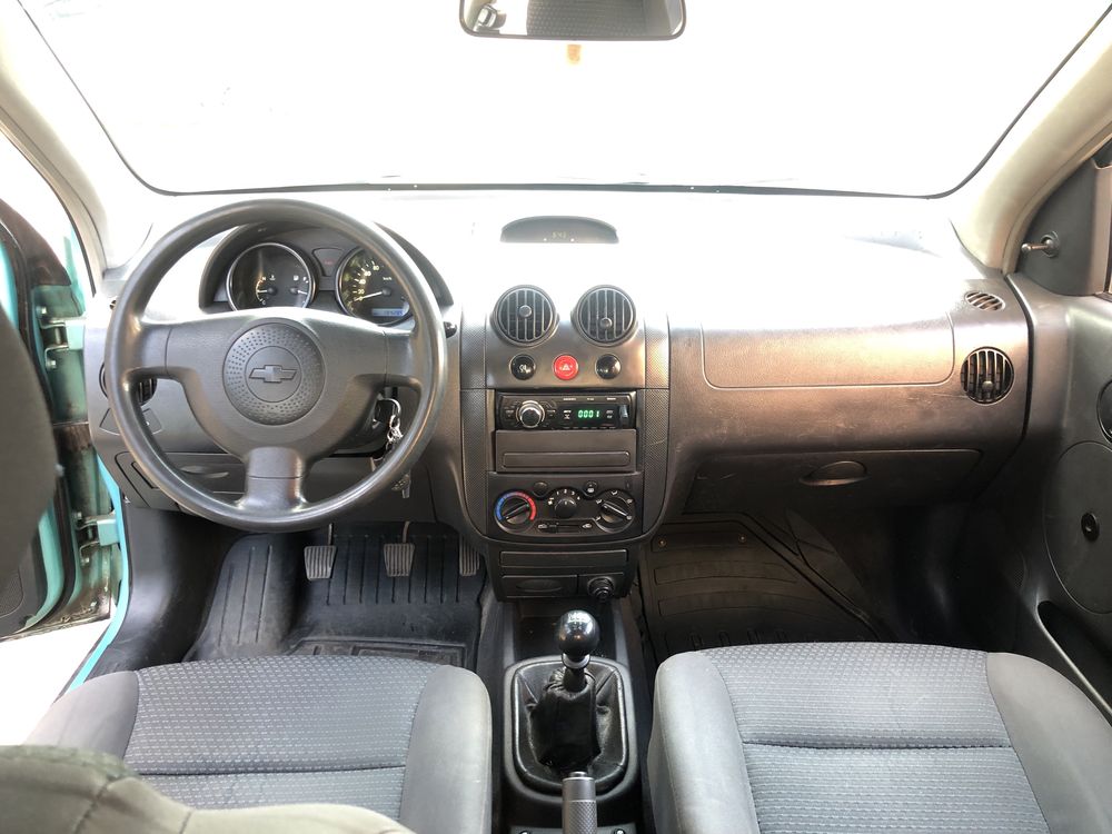 Chevrolet Aveo T200 1.5 бенз 2005