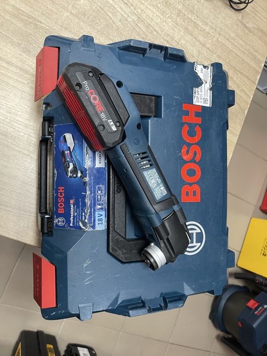 Bosch GOP 18V-28 L-Boxx / безщітковий реноватор Бош