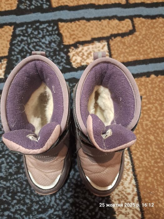 Зимові чобітки для дівчинки