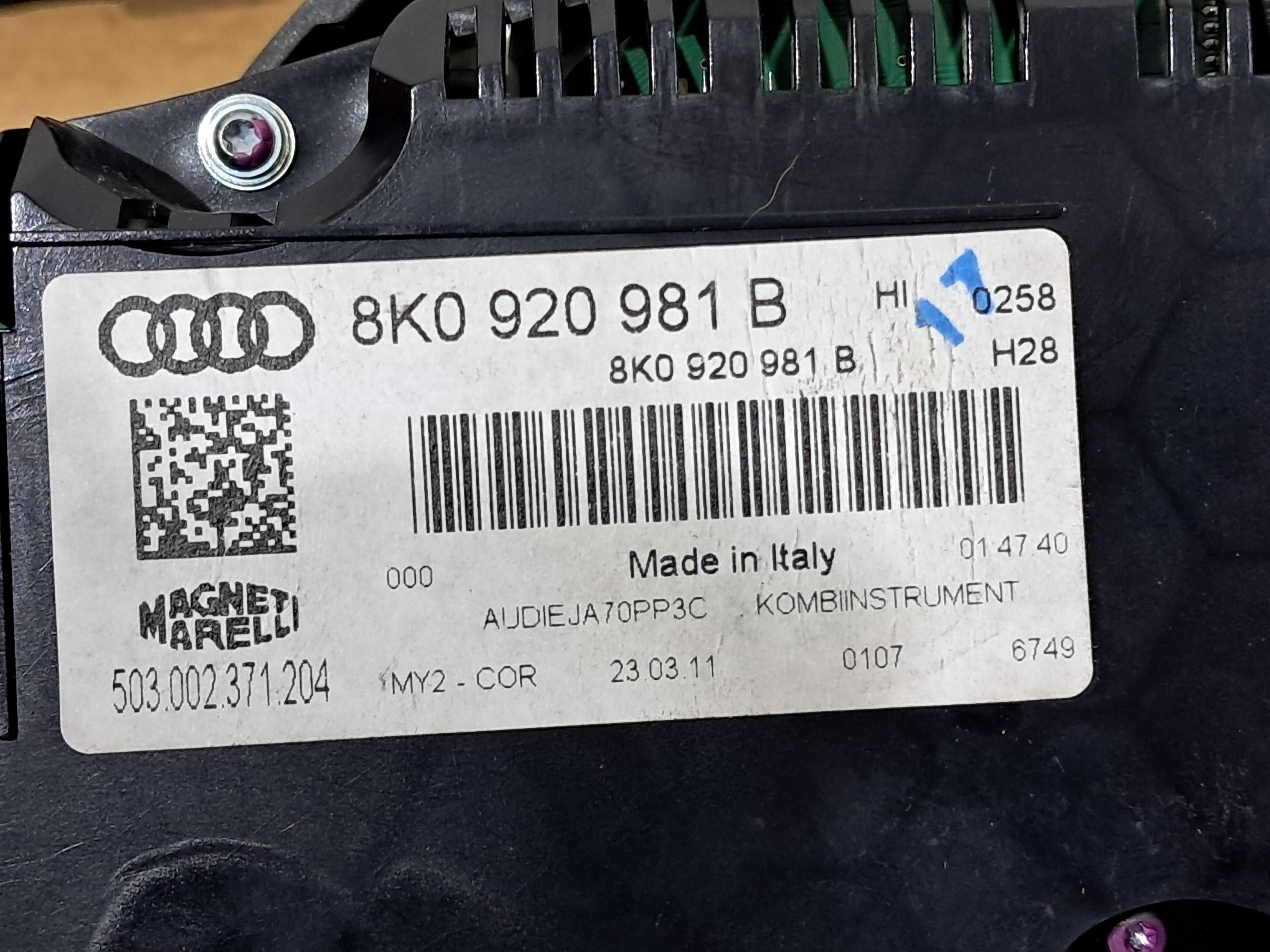 AUDI A4 B8 zegar zegary licznik 1.8 2.0 3.0 TDI TFSI ANGLIK