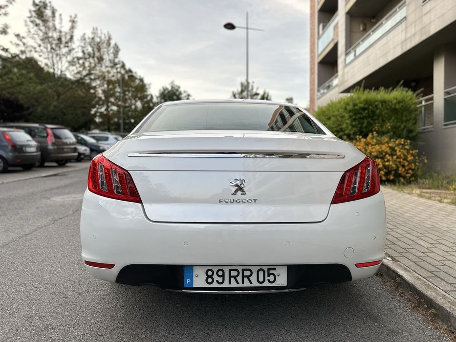 Peugeot 508 Hibrido full extras