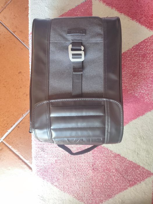 Shad SR38 mala alforge