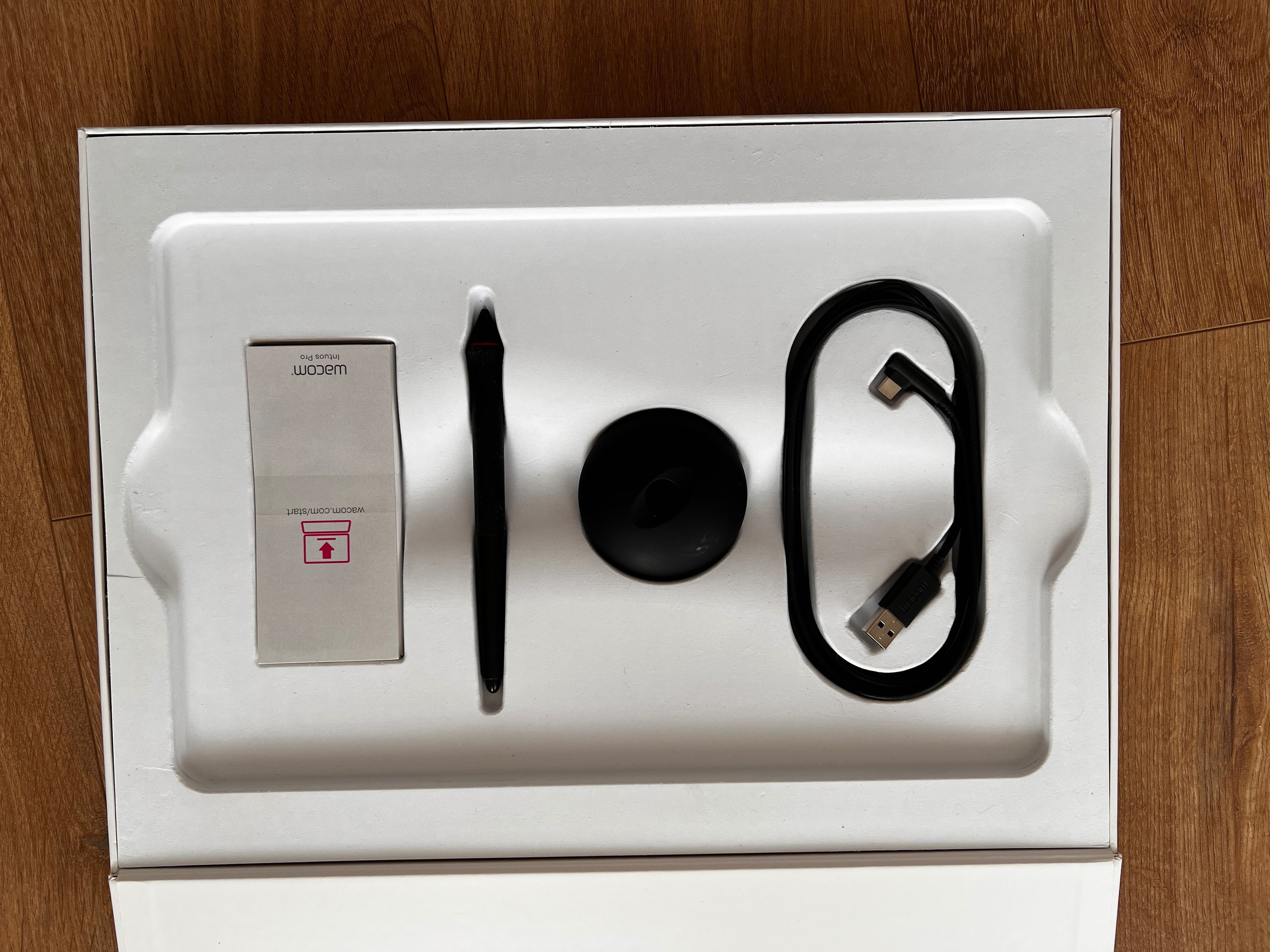 Tablet graficzny WACOM Intuos Pro M