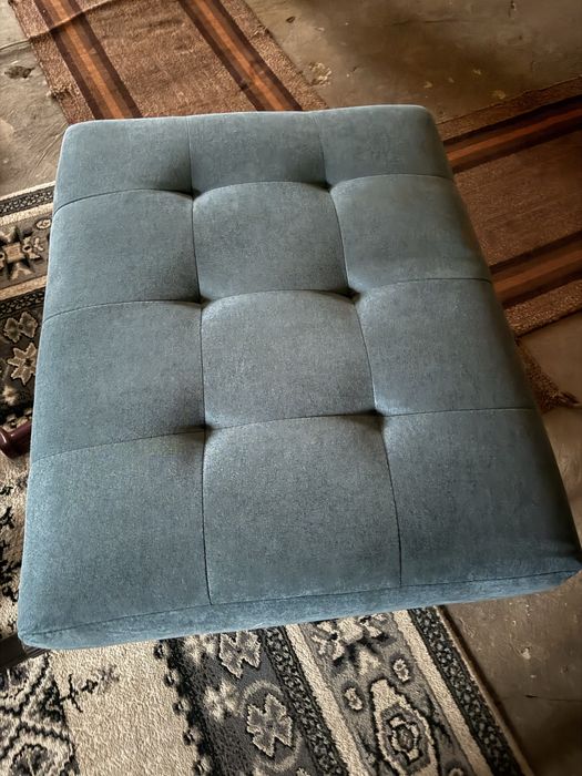 Sofa rozkładana z podnóżkiem