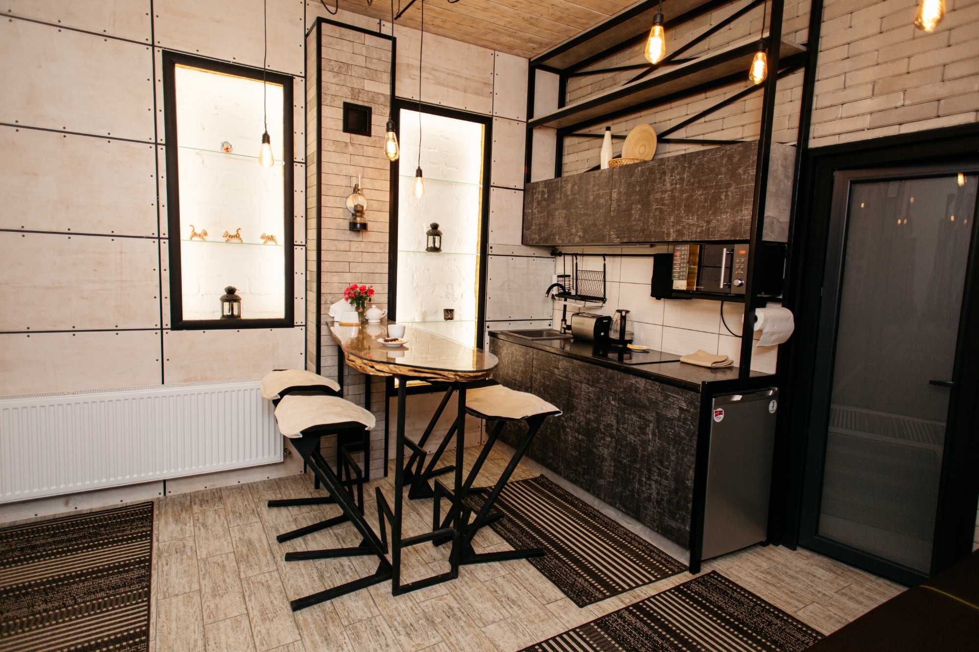 Апартаменти "LOFT' для короткострокової оренди в Сарнах