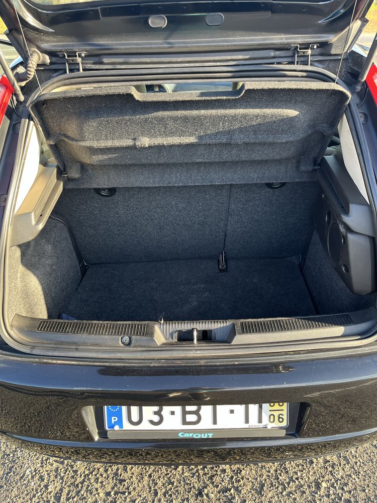 Fiat Grande Punto 5 lugares 1.3Multijet Gasoleo 2006 impecável