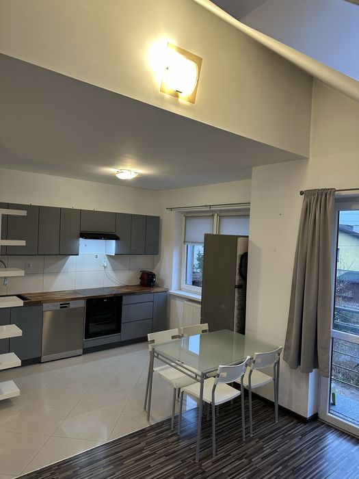 2 pokoje z aneksem kuchennym bezpośrednio Łódz Górna