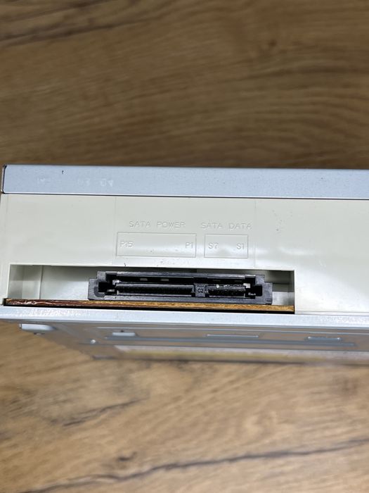 Napęd DVD-RW Sony Optiarc AD-5260S SATA – uszkodzony, nie otwiera się