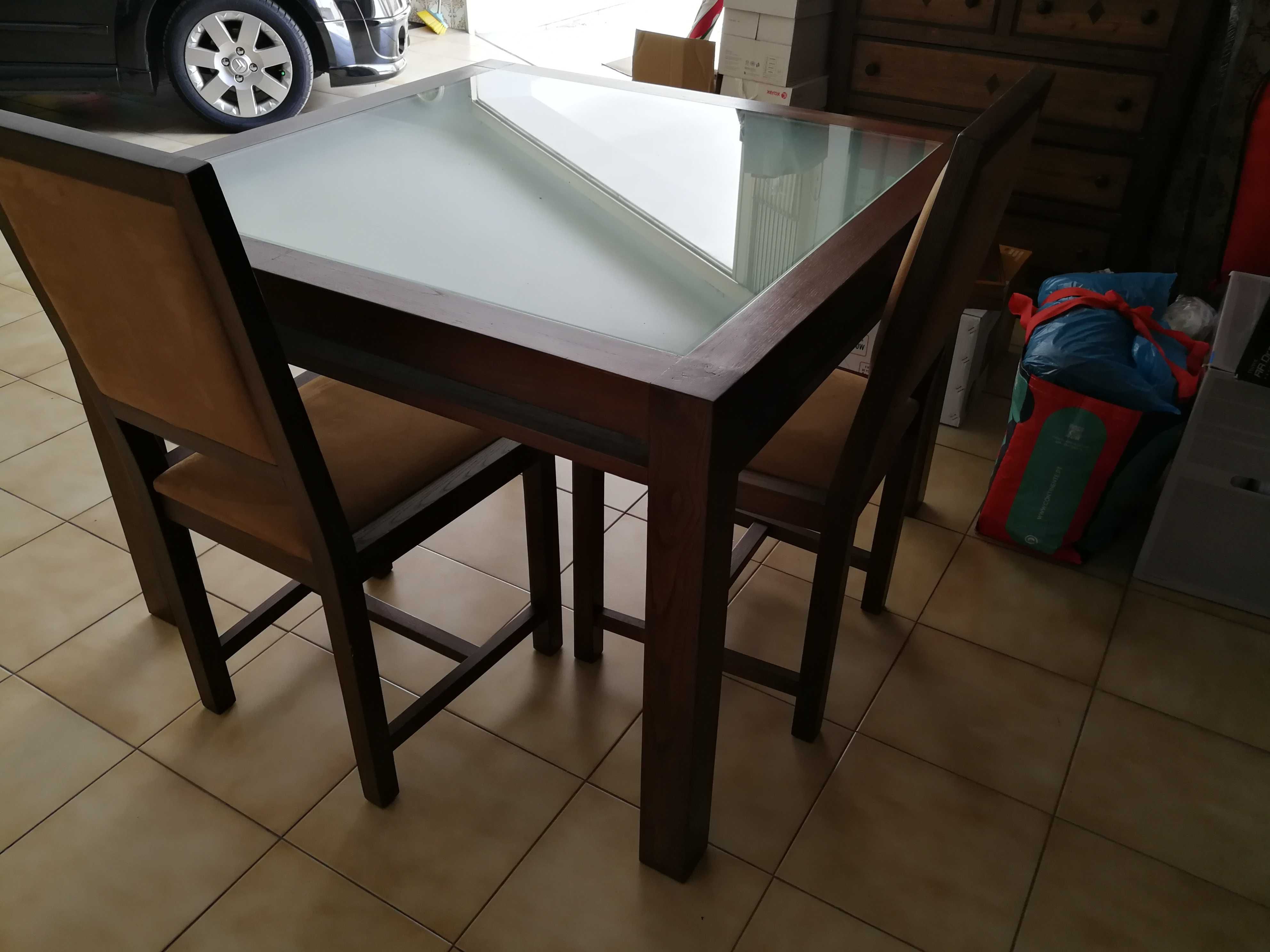 Mesa de Jantar quadrada c/extensores