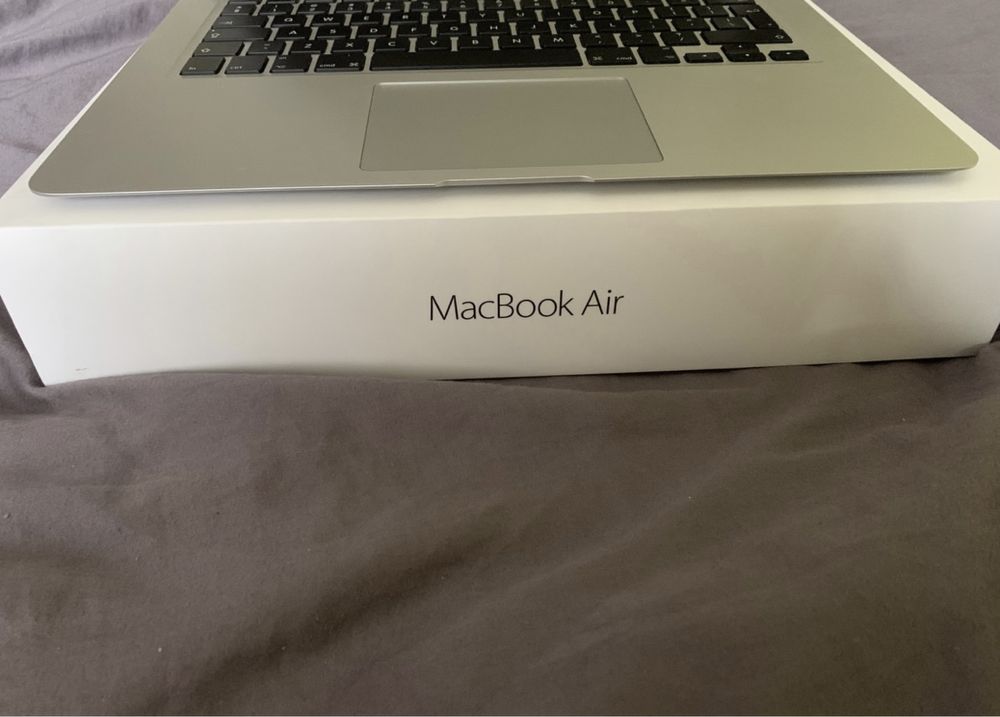 Apple Macbook Air 13 inch