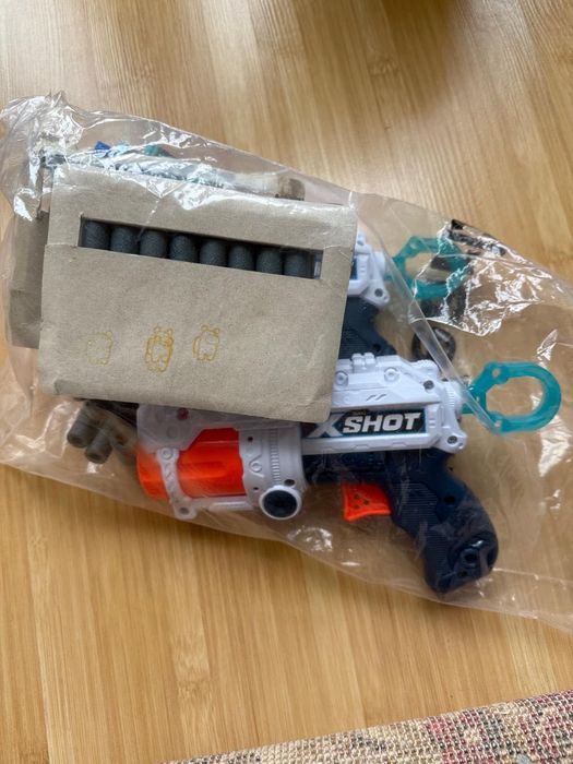 Пистолет Zuru X-Shot Fury 4 пули 100 шт.