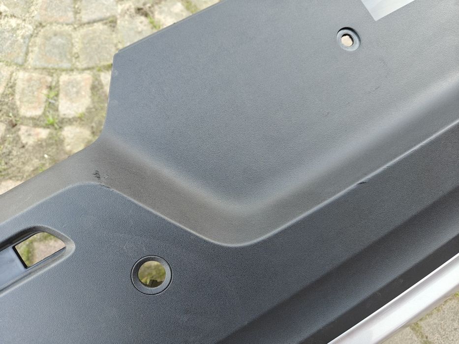 В наявності правий лівий задній бампер Volvo XC40 EX40 RECHARGE оригін