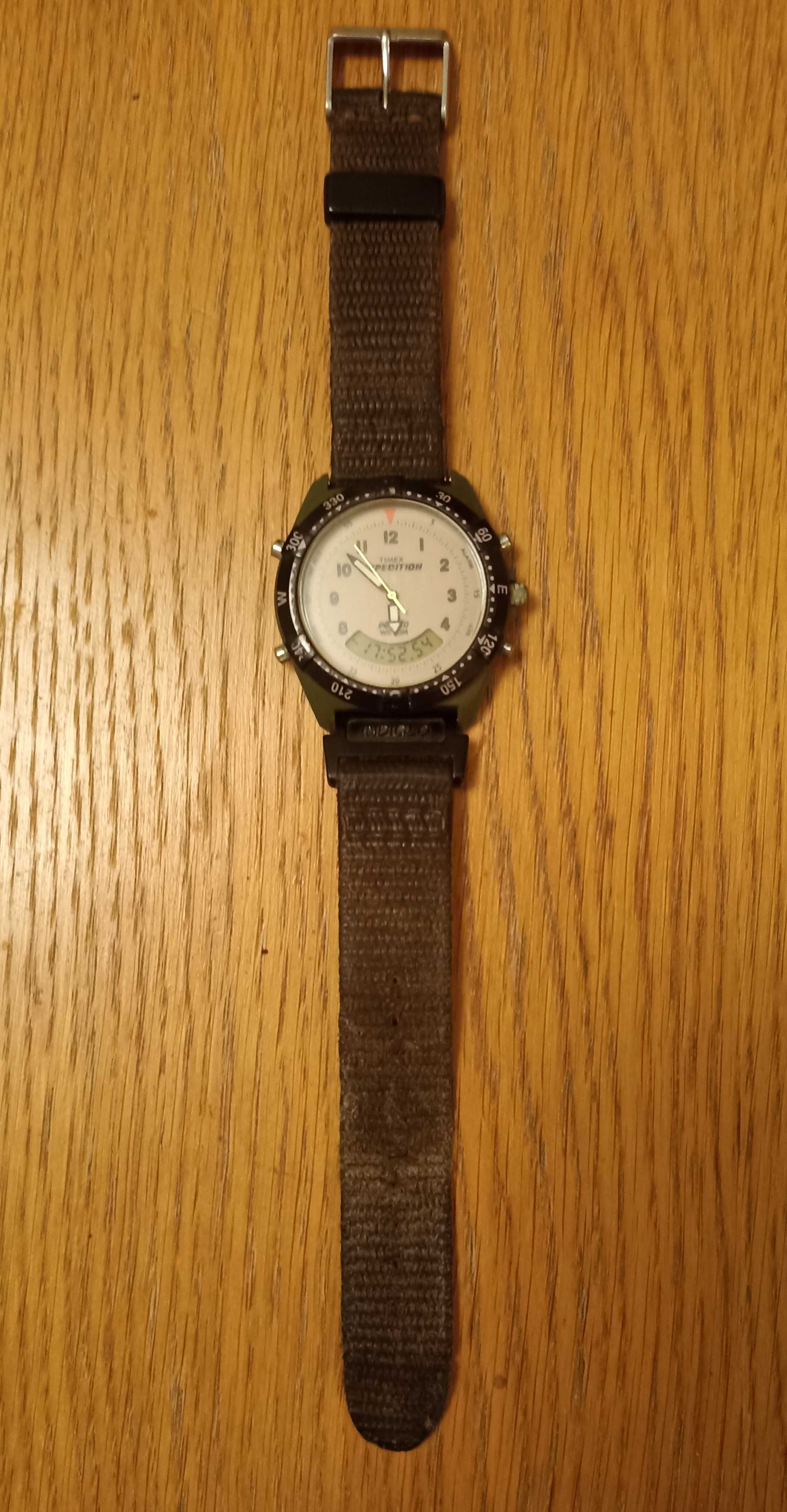 Zegarek Timex Expedition Indiglo T45181