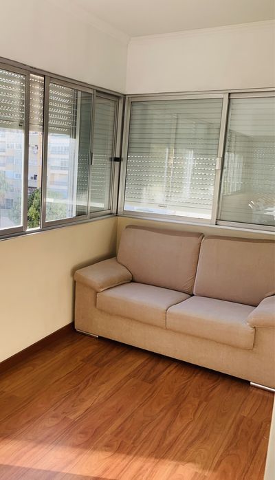 Sofá Bege 2 lugares