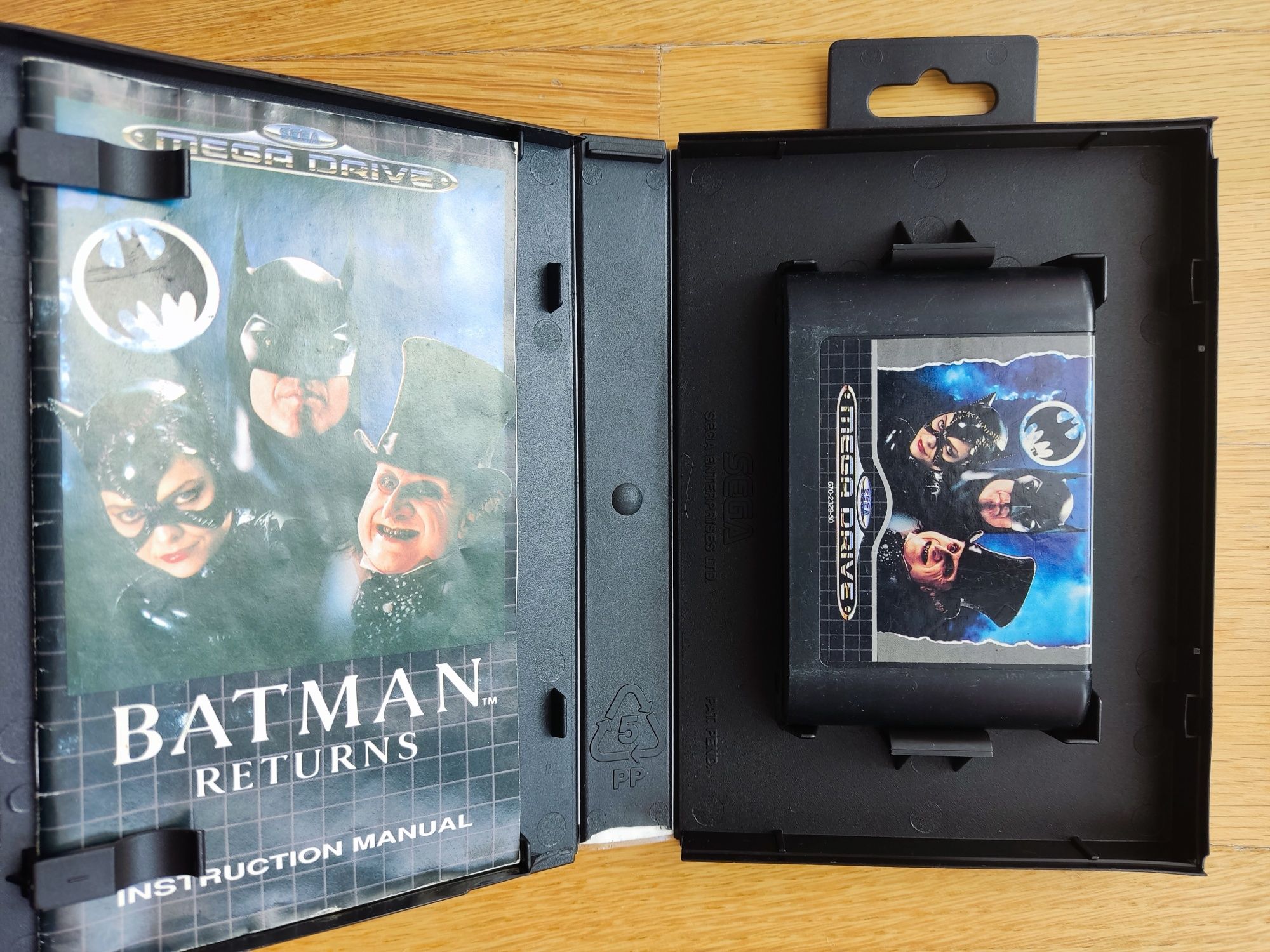 Sega Mega Drive 2 + Batman Returns