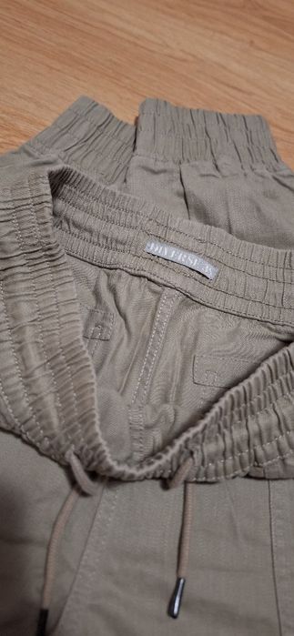 Szerokie spodnie Diverse