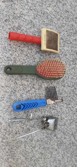 Utensilios para tratar pelos de animais