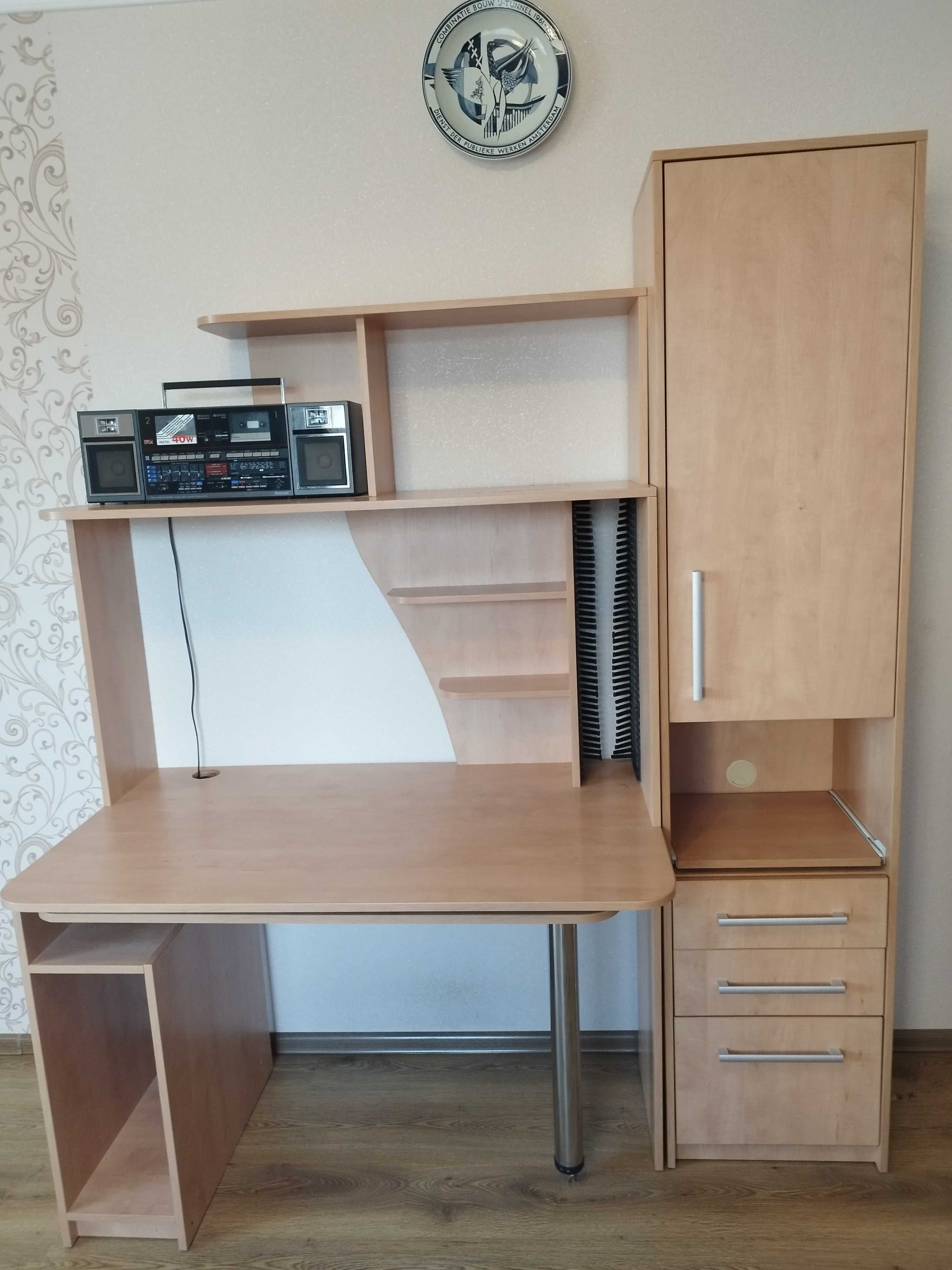 Стінка в вітальню , стінка для школяра, в дитячу
