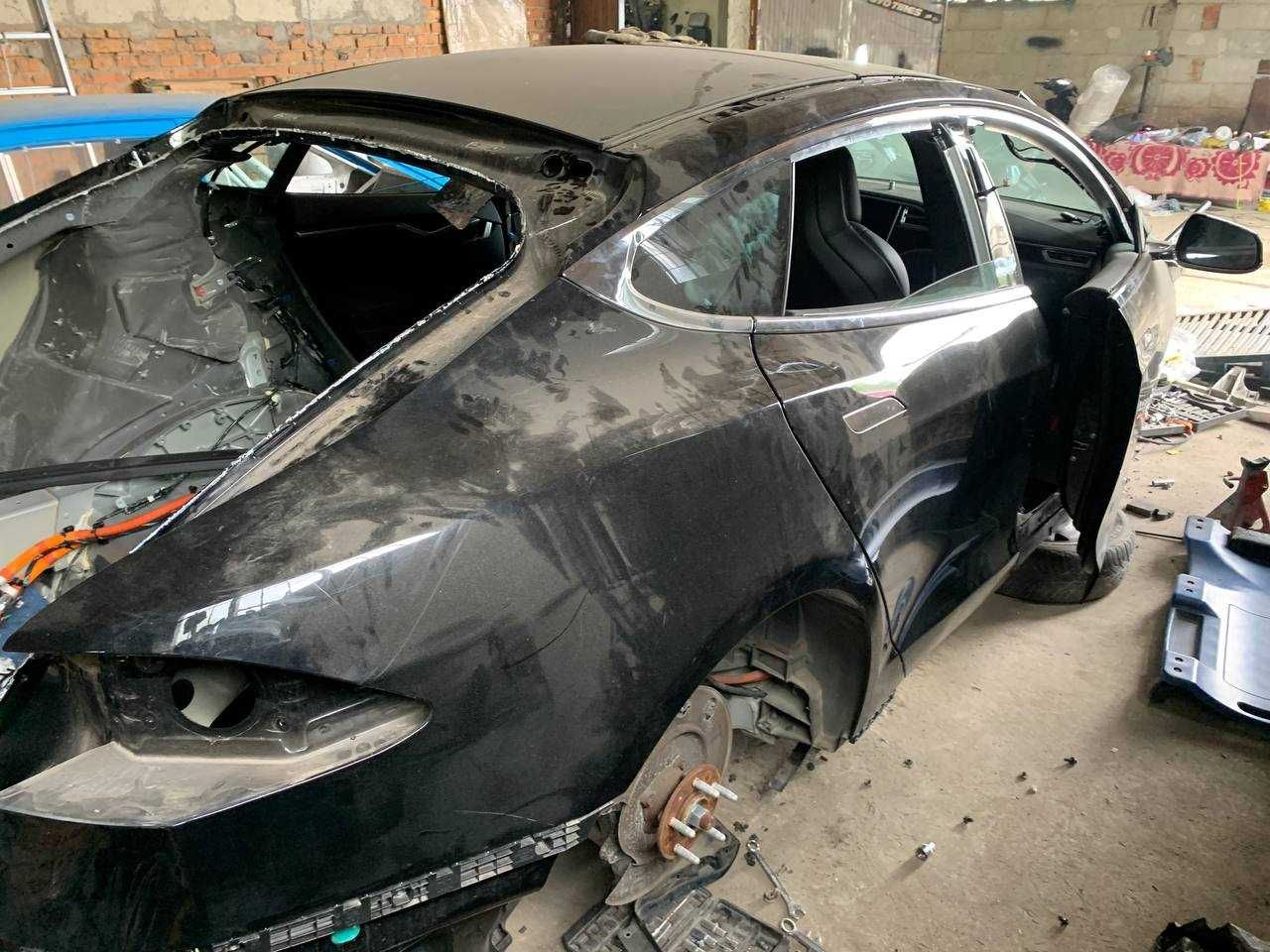 Розборка Tesla S 2018