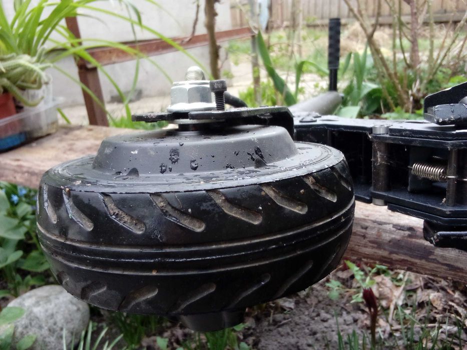 Електросамокат складаний "J MOVE".