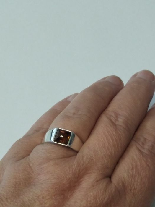 Srebrny sygnet z bursztynem srebro 925 rozm. 31