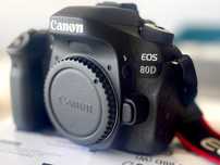 Canon 80D (menos de 3.000 disparos) – impecáve
