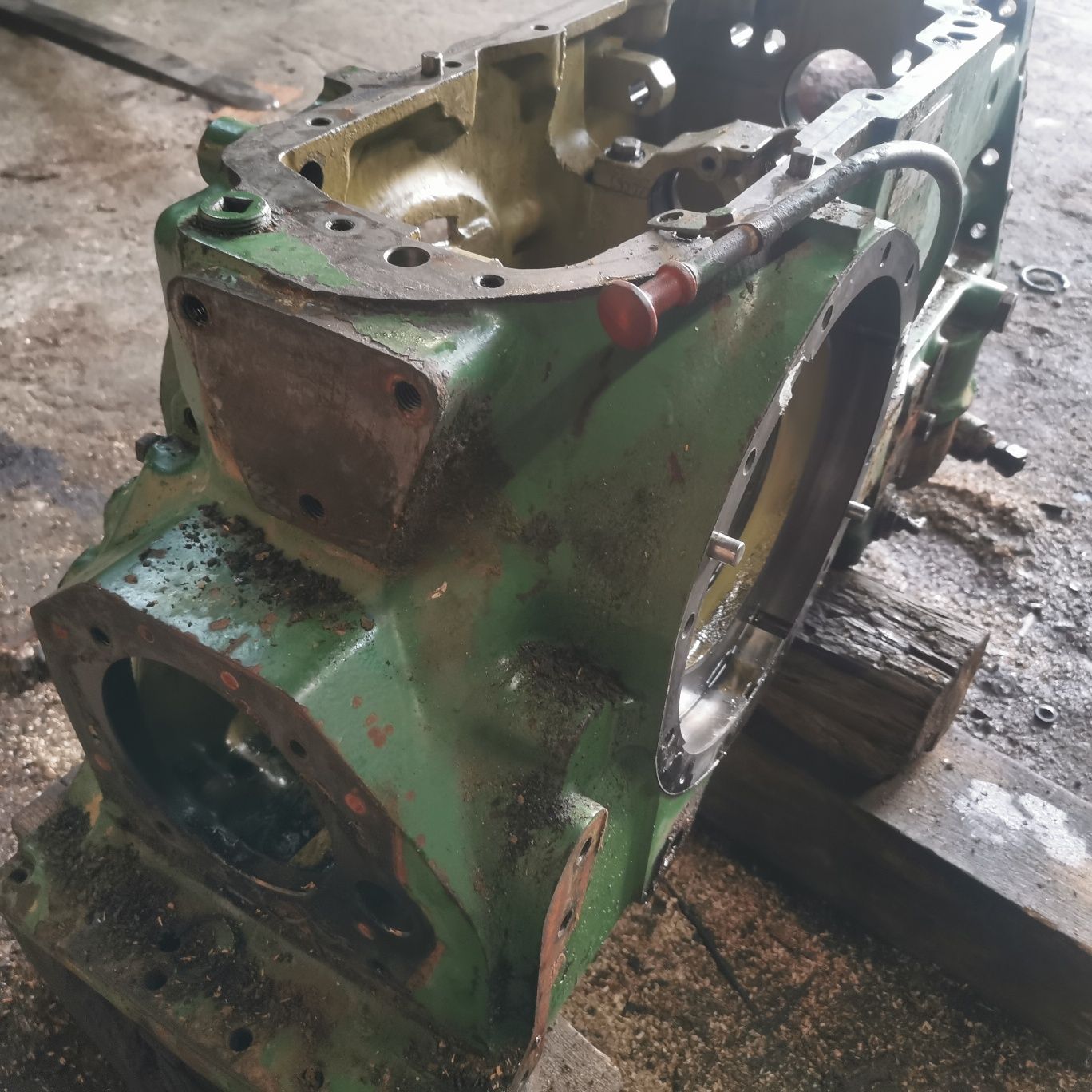 Obudowa mostu skrzyni biegów John deere 2040, 2140, 1640