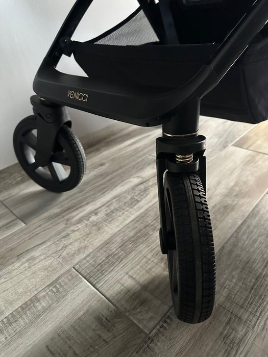 Wózek Venicci Upline czarny 2w1