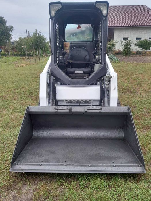Продам навантажувач BOBCAT T450