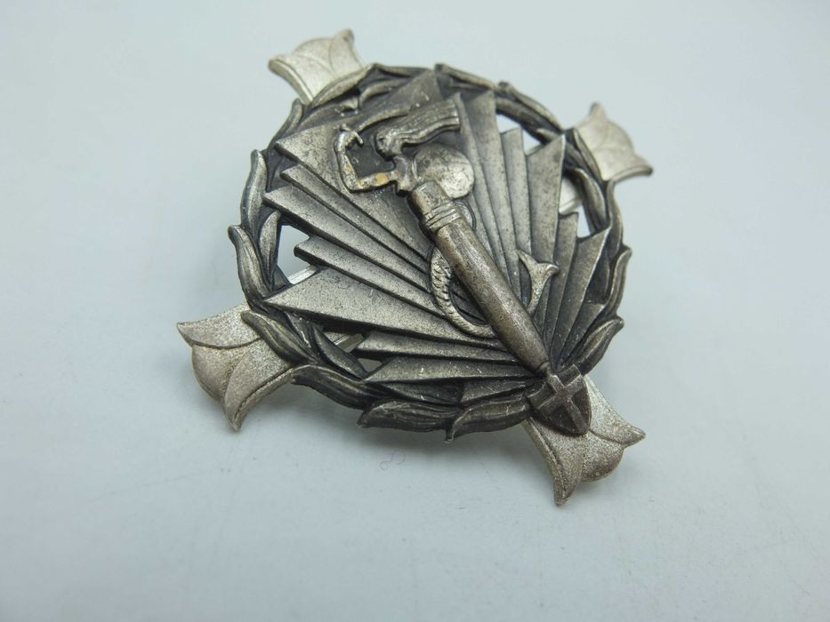 Odznaka - 2 GRUPA ARTYLERII sygnowana wersja  800