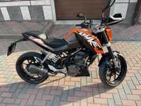 KTM Duke 125 z 2013 roku na kat. B i A1 - niski przebieg!