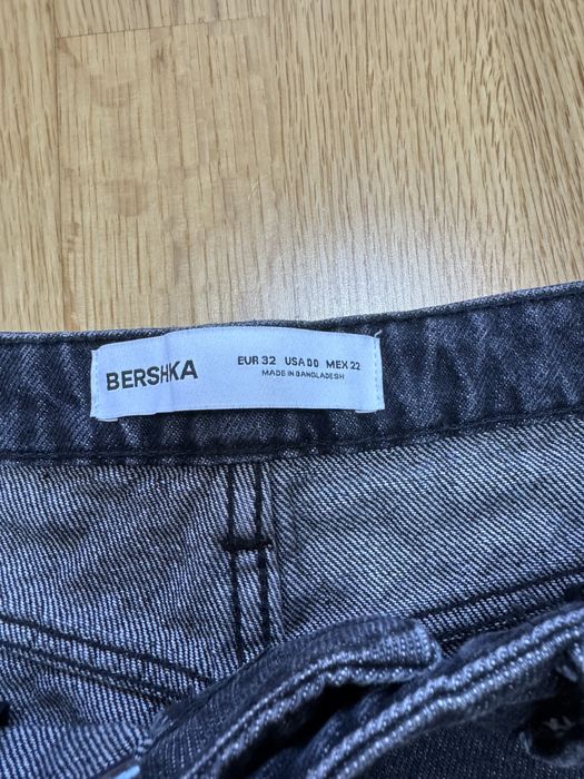 Жіночі шорти bershka