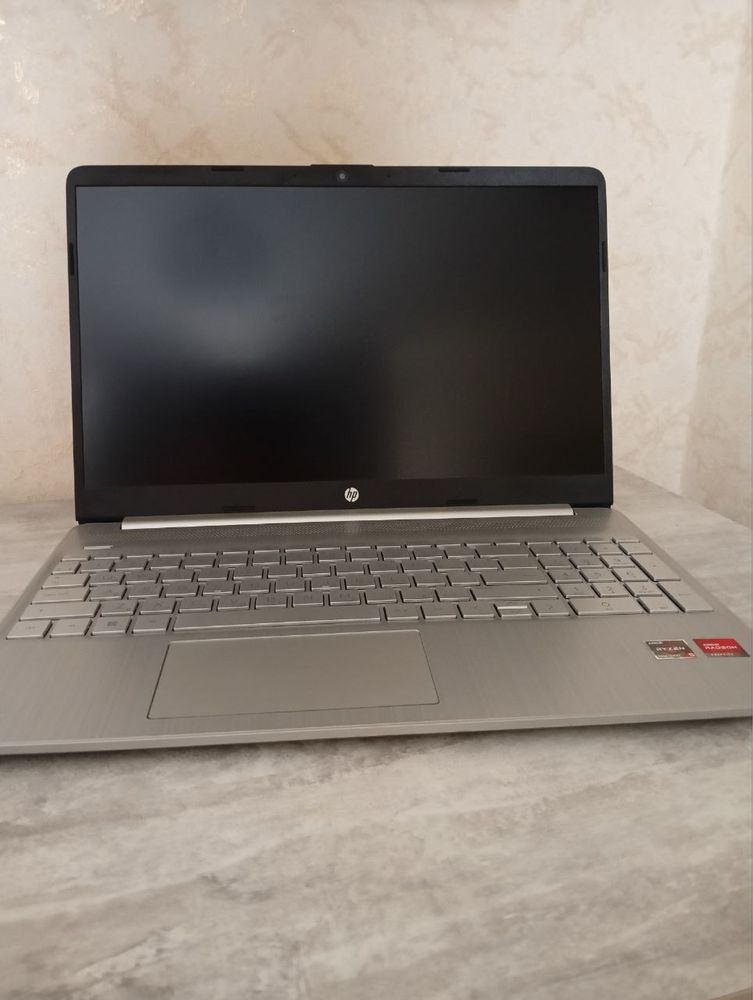 Ноутбук HP Laptop 15