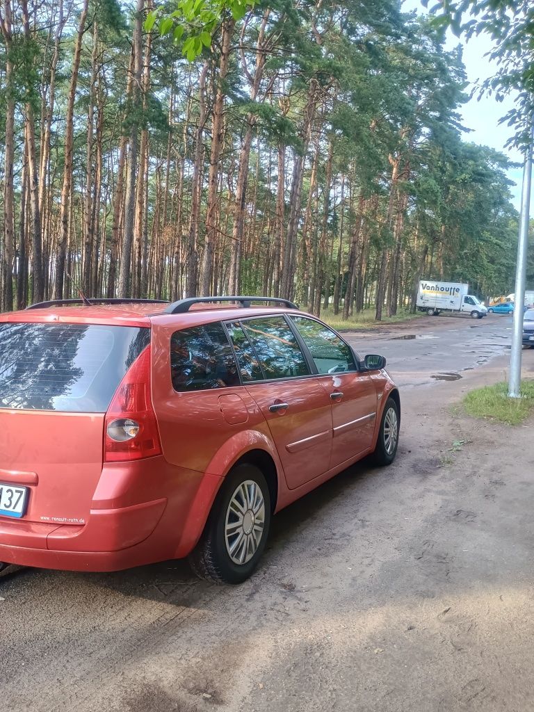Renault Megane 2.0 benzyna 2005r Duże radio Bluetooth 180 tys przebieg