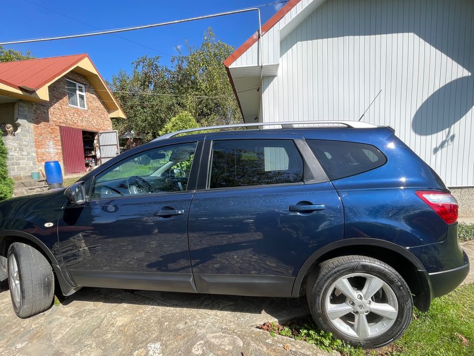 Nissan Qashqai+2