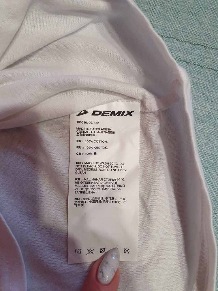 Хлопковая белая футболка р.152 см Demix