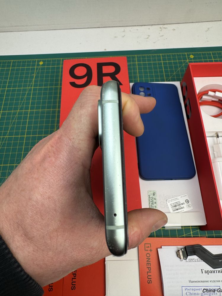 OnePlus 9r 12/256
