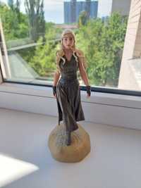 Dark Horse Game of Thrones Daenerys Targaryen