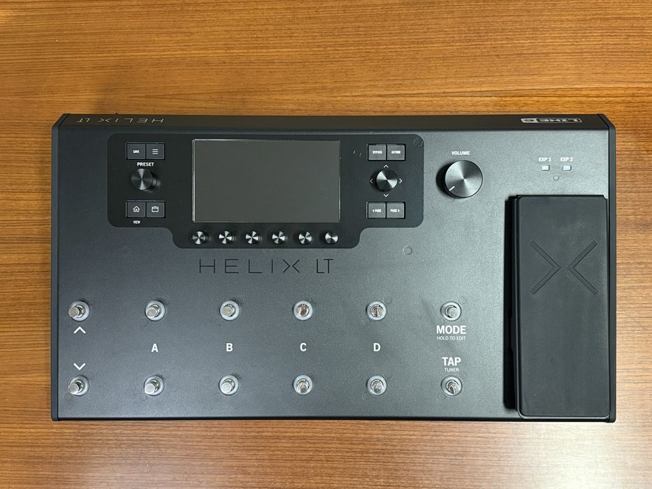 Pedaleira Line 6 Helix LT